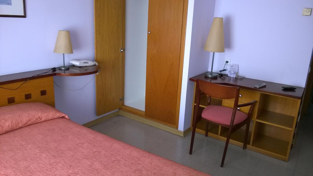Hotel Montmeló Exteriör bild