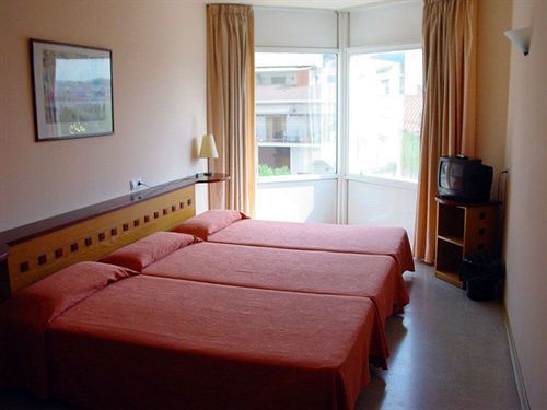 Hotel Montmeló Exteriör bild