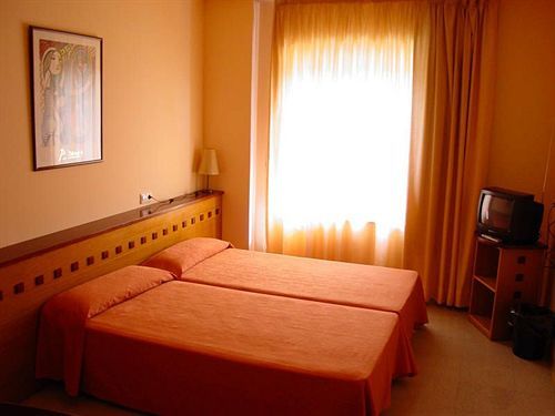 Hotel Montmeló Exteriör bild