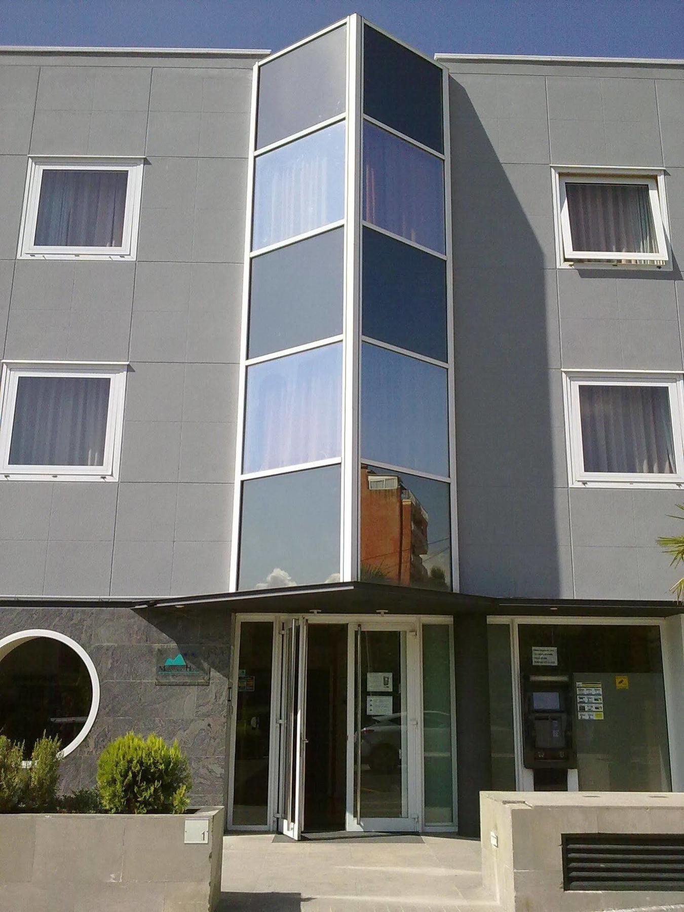 Hotel Montmeló Exteriör bild